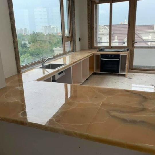 BẾP ĐÁ VÀNG ONYX